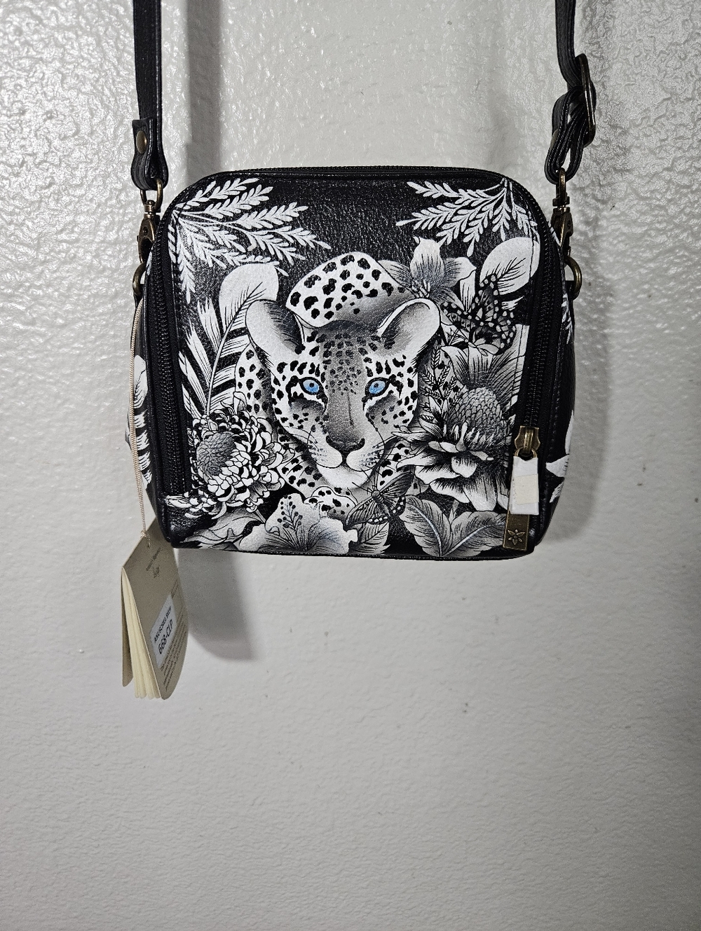 Anuschka Hand-Painted Leather Travel Organizer Cleopatra's Leopard
